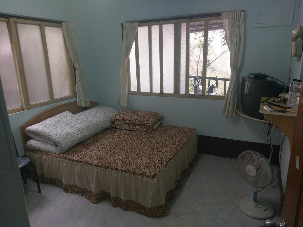 Ruishi Homestay Meishan Exterior foto